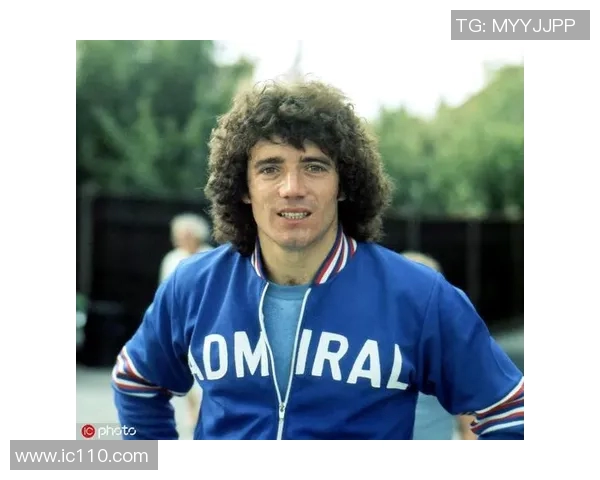 足坛巨星齐聚一堂，谁将书写新传奇，揭开未来足坛的荣耀篇章